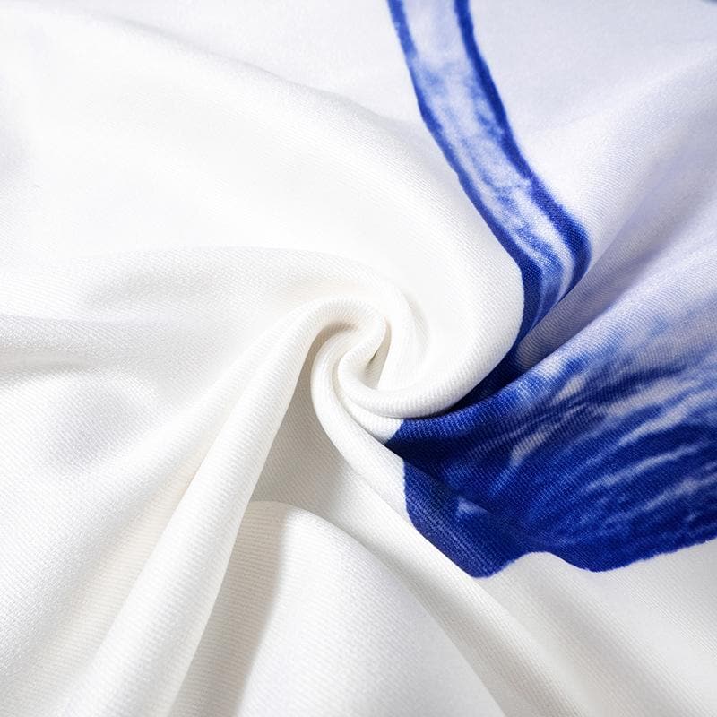 Sophisticated Garment with a Clean Classic Look