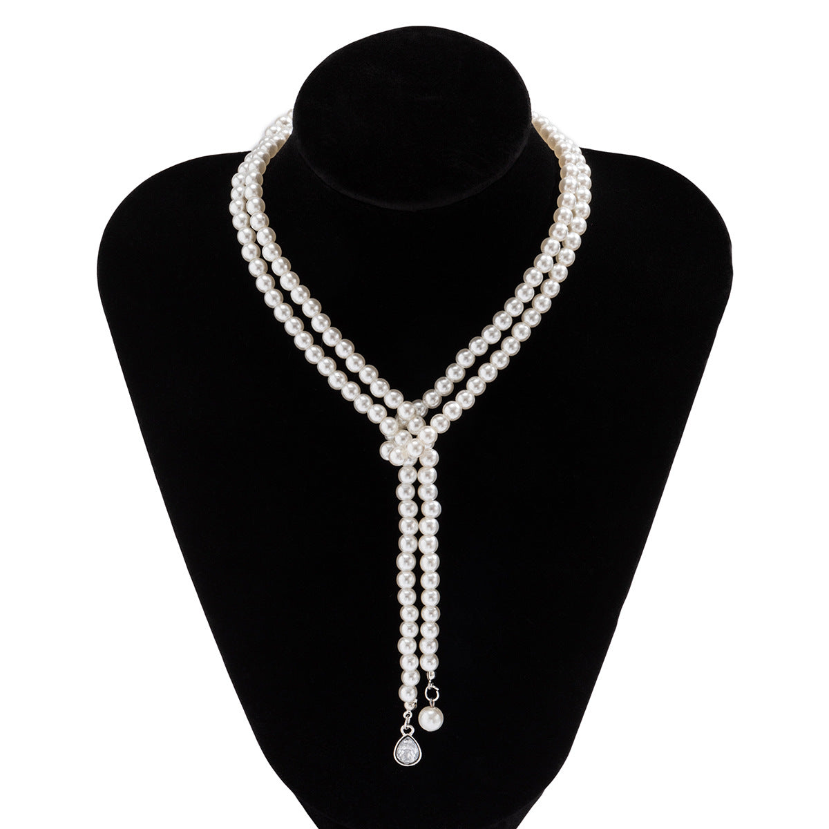 Charming Pearl Necklace for Any Occasion
