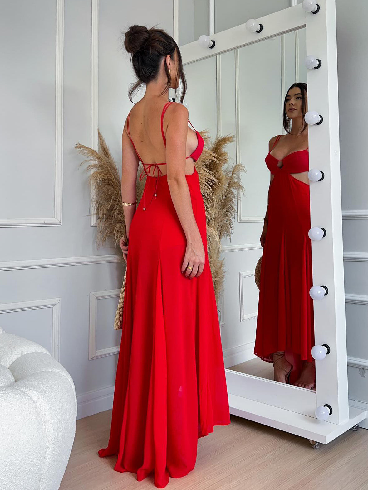 Sophisticated Dress with a Clean Classic Look