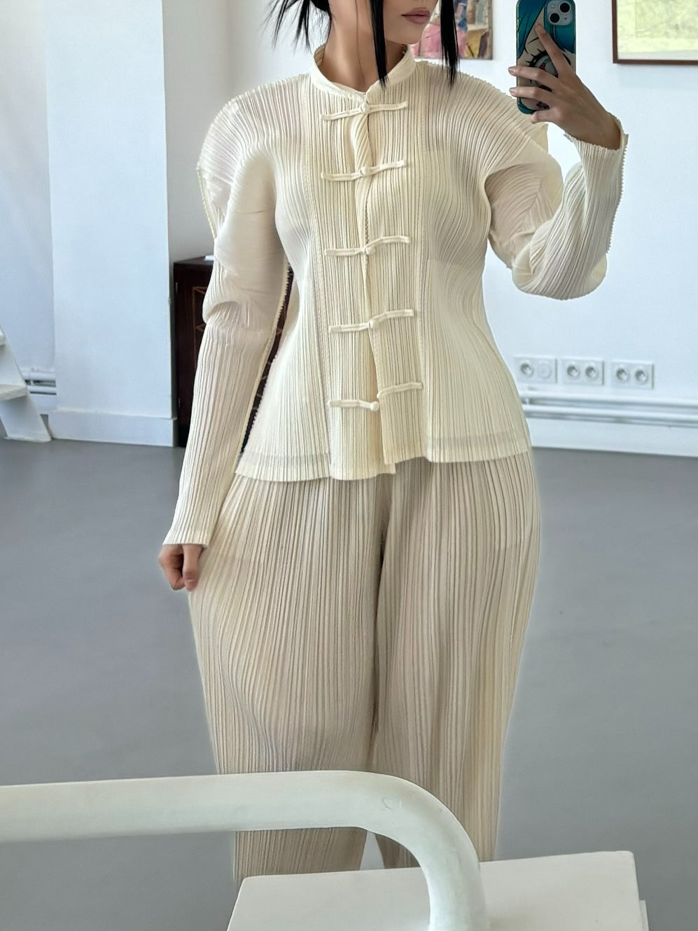 Beautifully Finished Pants in a Timeless Design
