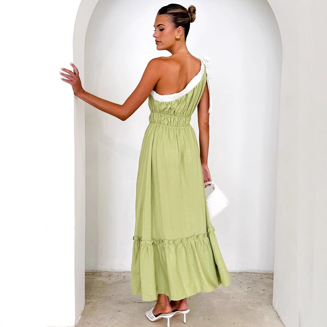 Effortlessly Elegant Dress with a Timeless Design