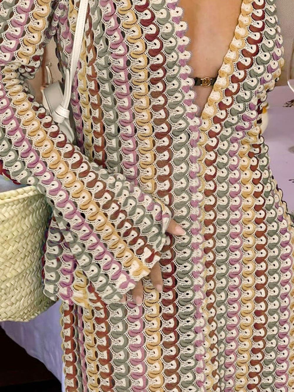 Beautifully Finished Dress in a Timeless Design