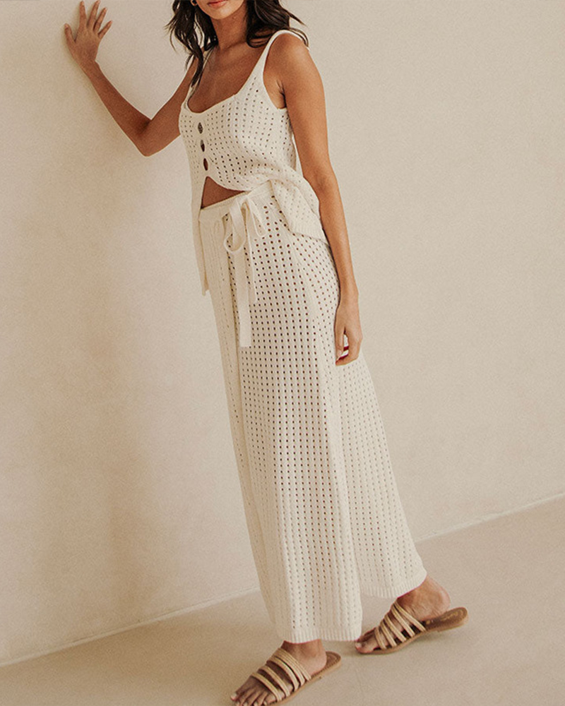 Well Tailored Garment with a Graceful Silhouette