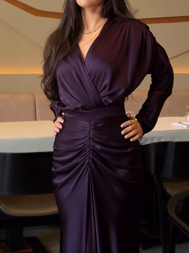 Polished Dress with an Effortless Classic Look