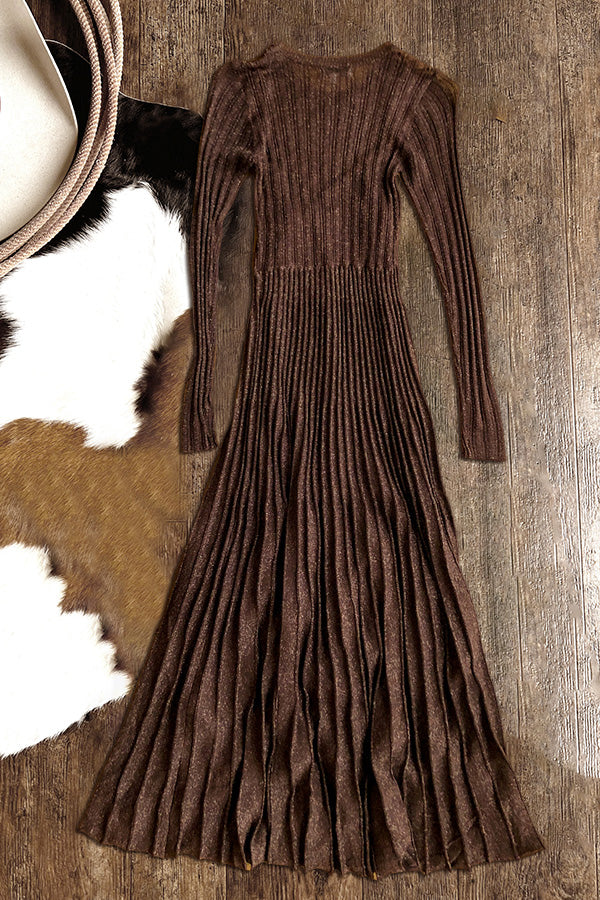 Sophisticated Dress with a Clean Classic Look