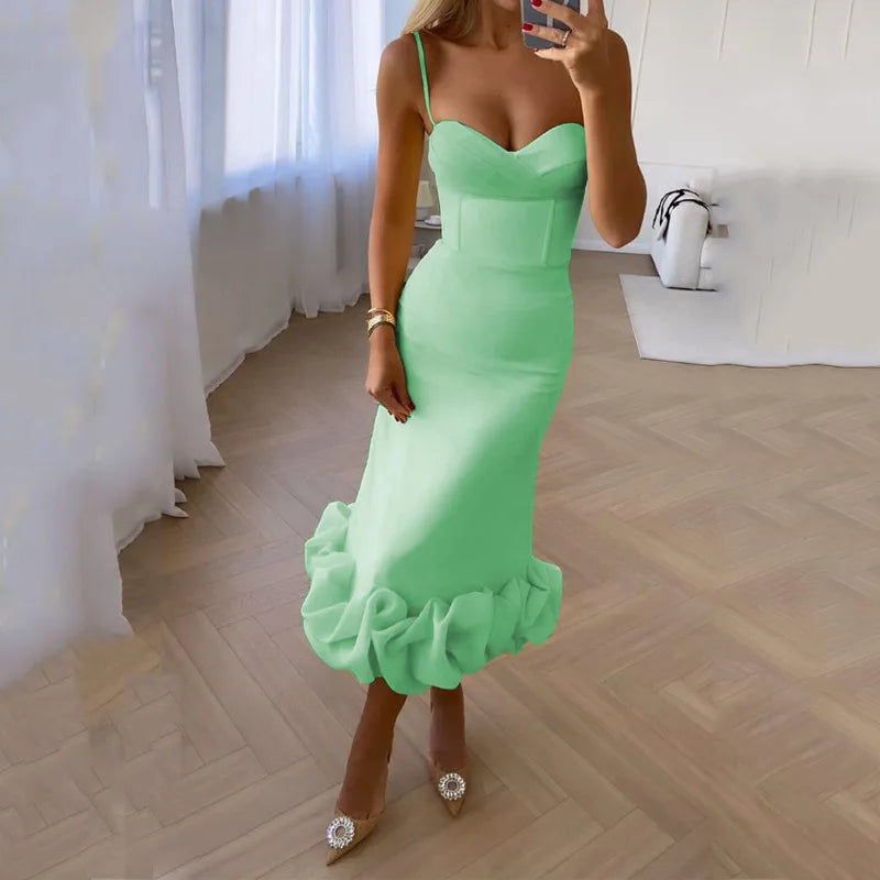 Effortlessly Elegant Dress with a Timeless Design