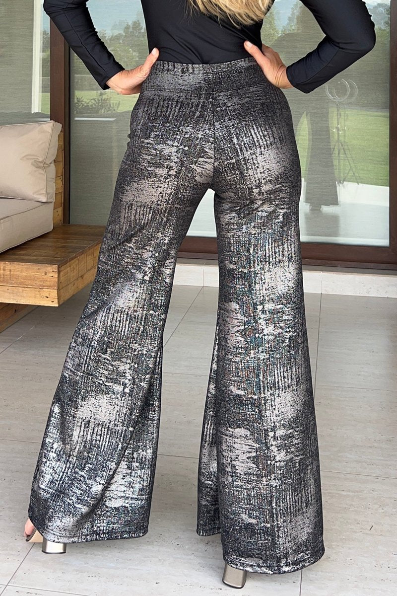 Beautifully Finished Pants in a Timeless Design
