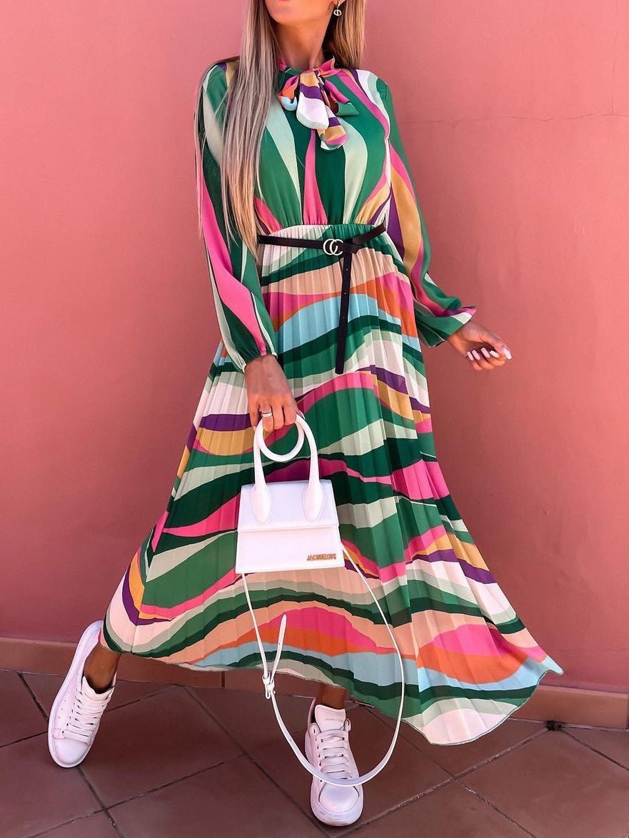 Classic Vintage & Enduringly Stylish Dress