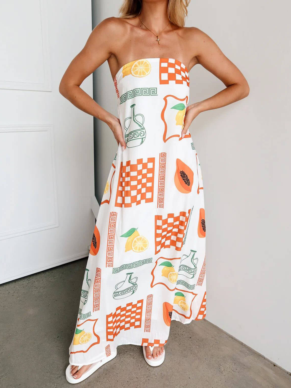 Gracefully Styled Dress for Any Occasion