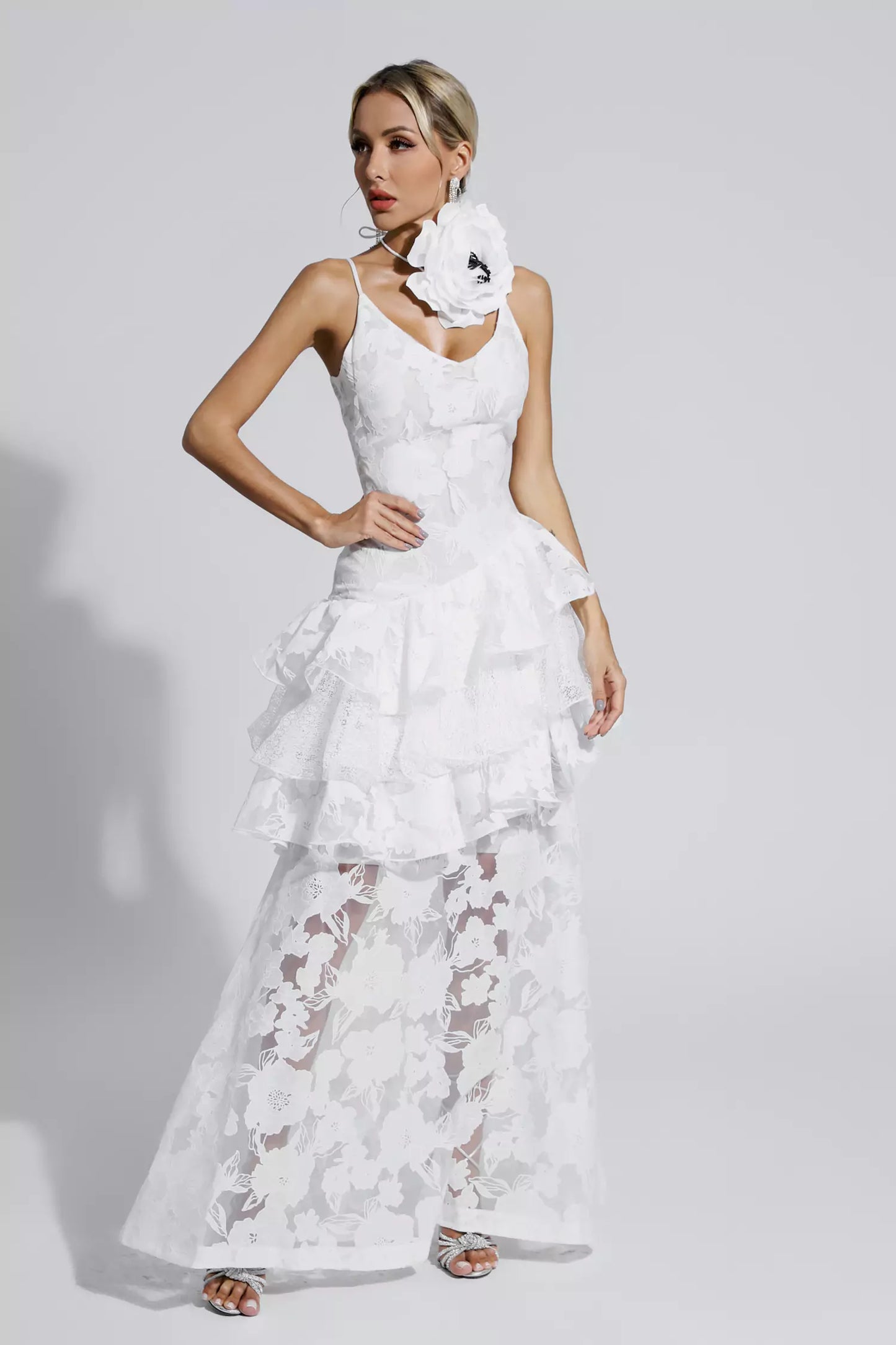 Sophisticated Dress with a Clean Classic Look