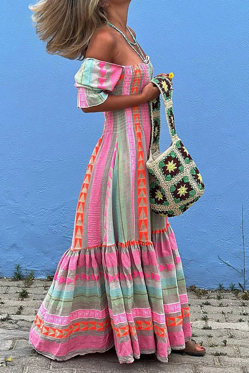 Classic Vintage Dress with a Flattering Fit