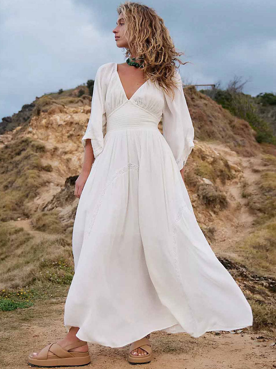 Sophisticated Dress with a Clean Classic Look