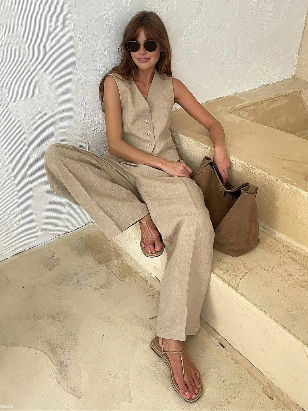 Elegantly Styled Pants for Everyday Wear