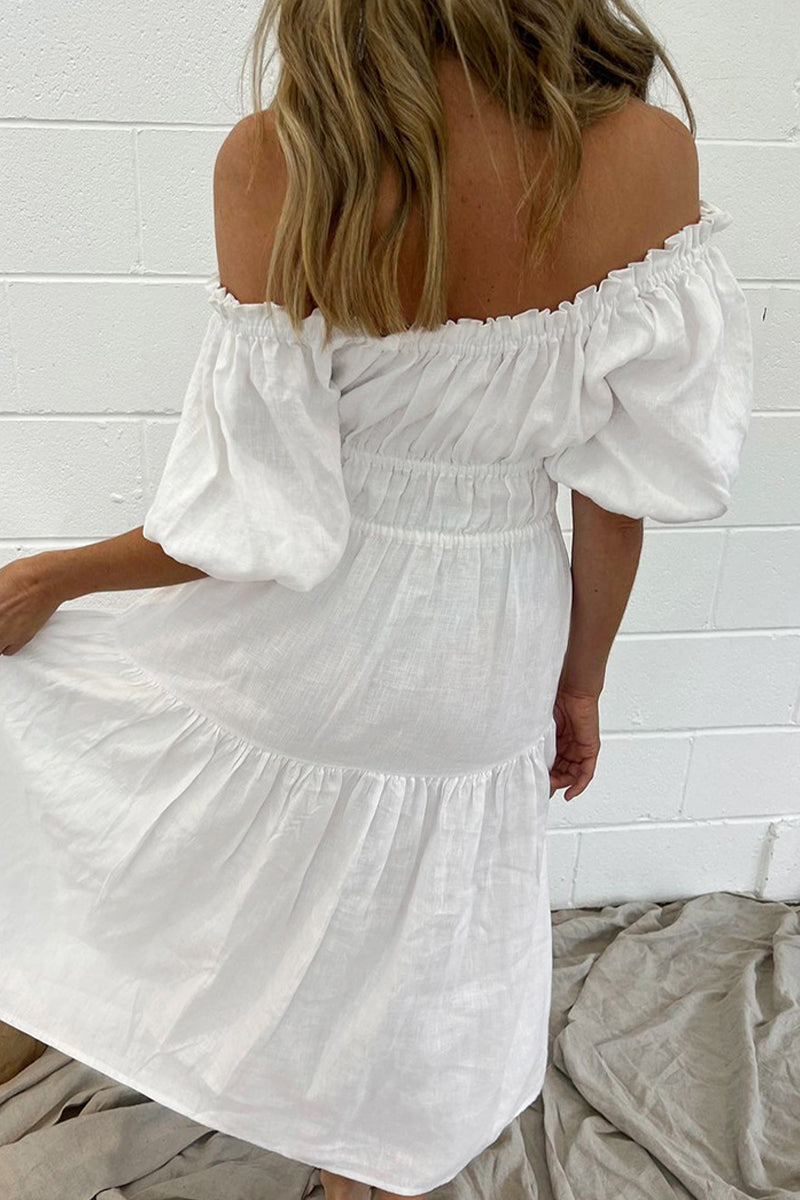 Gracefully Styled Dress for Any Occasion