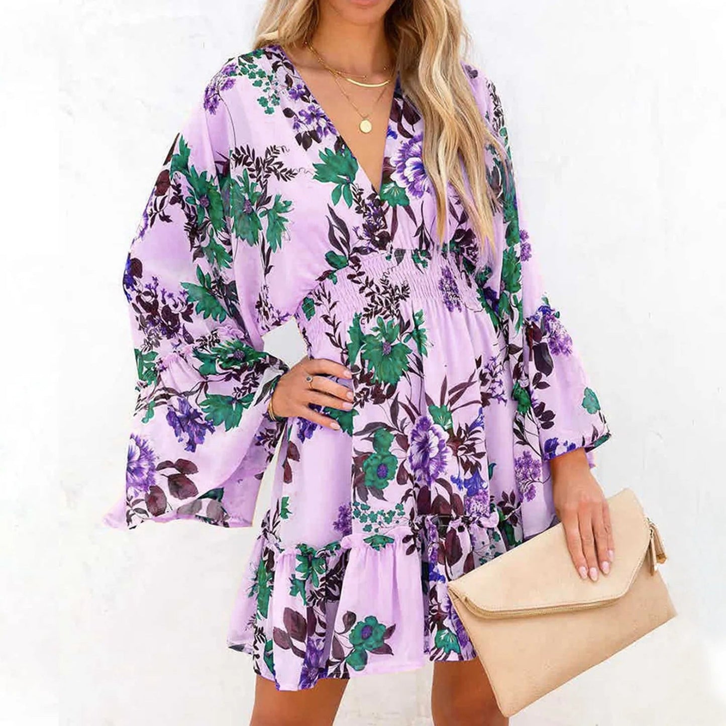 Classic Vintage Dress with a Flattering Fit