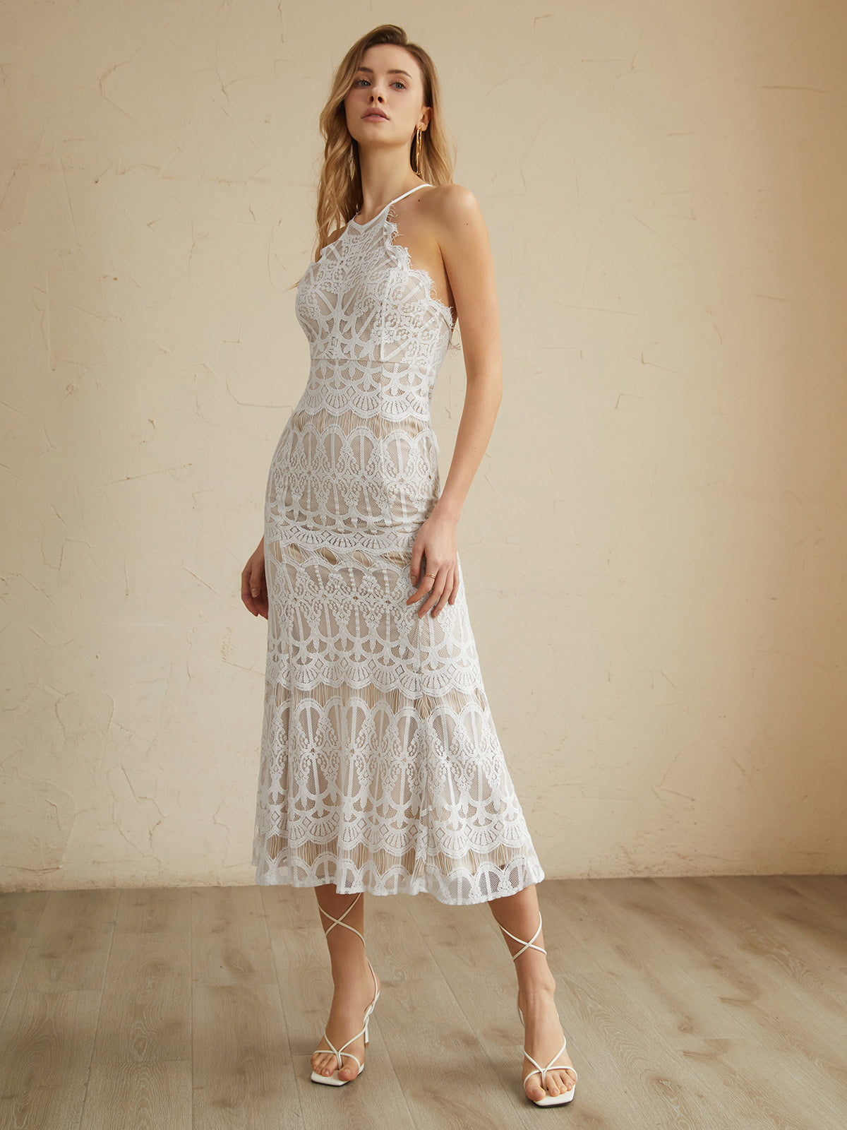 Gracefully Styled Dress for Any Occasion