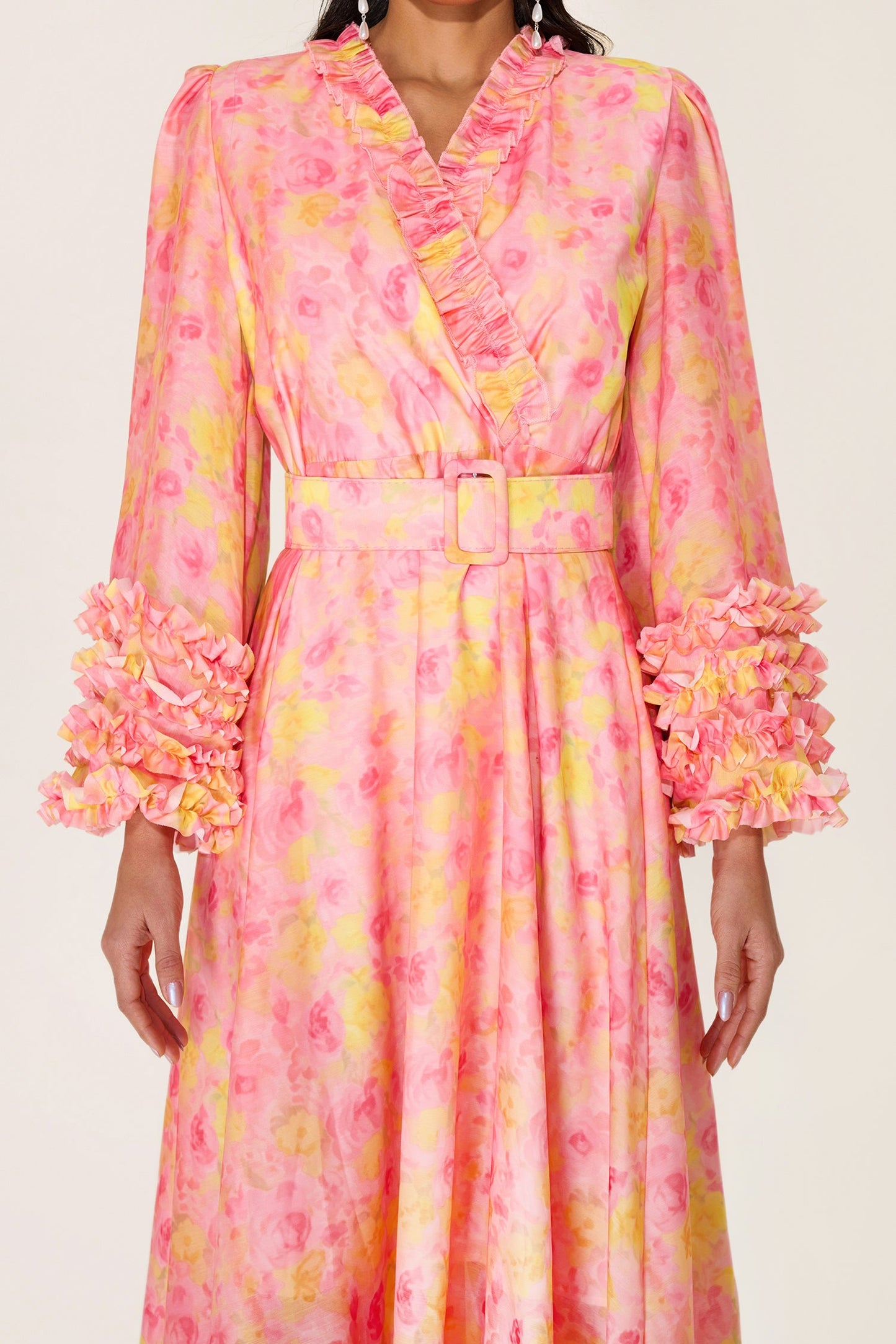 Beautifully Crafted Dress in a Classic Style