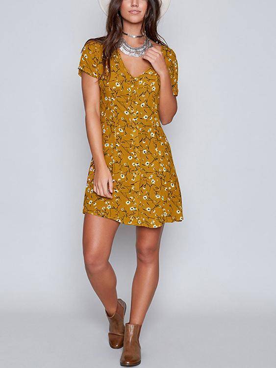 Classic Vintage & Enduringly Stylish Dress