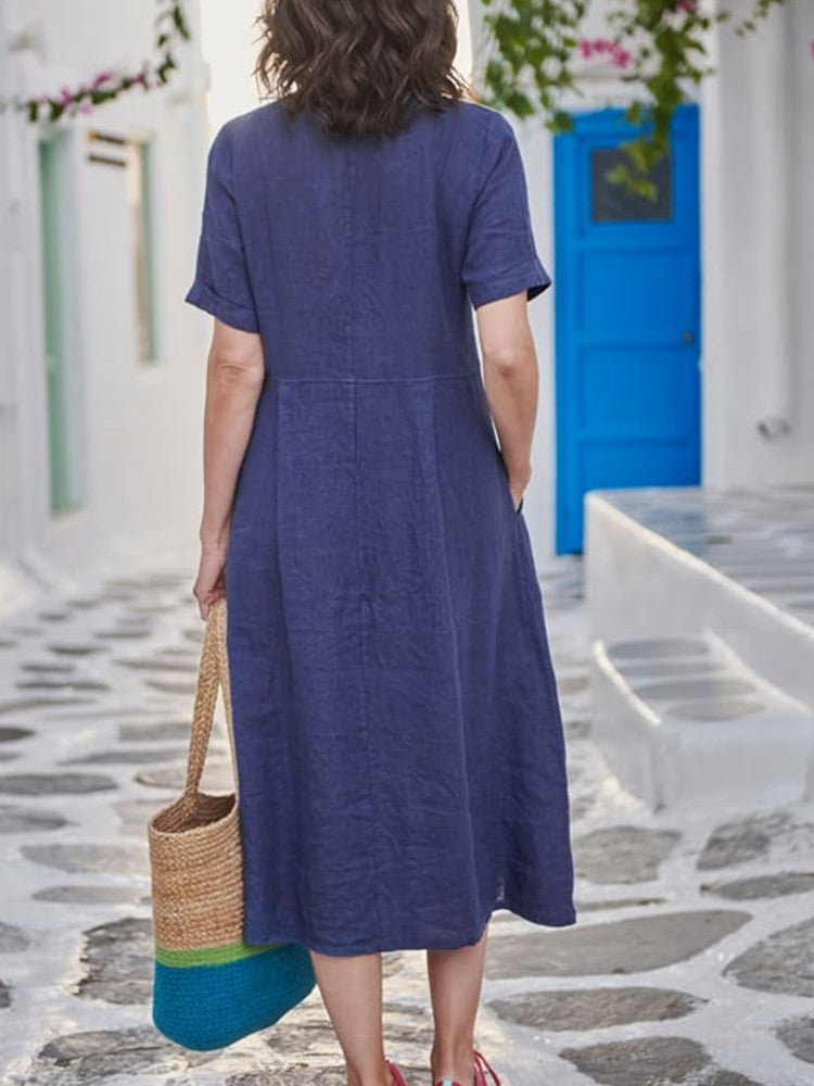Well Tailored Dress with a Graceful Silhouette