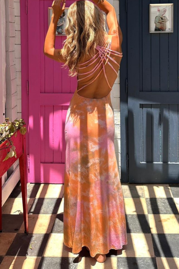 Gracefully Styled Dress for Any Occasion