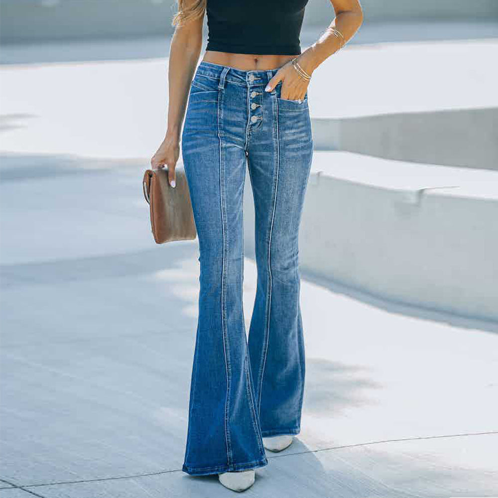 Effortlessly Elegant Pants with a Timeless Design