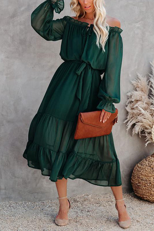 Gracefully Styled Dress for Any Occasion