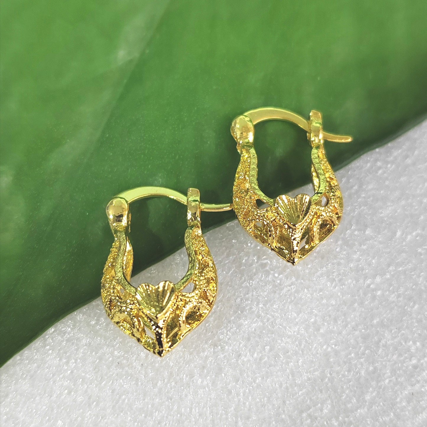 Classic Earring with Timeless Appeal