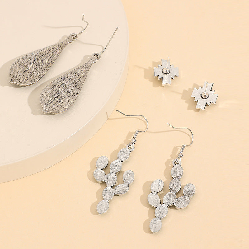 Beautiful Set with Unique Style