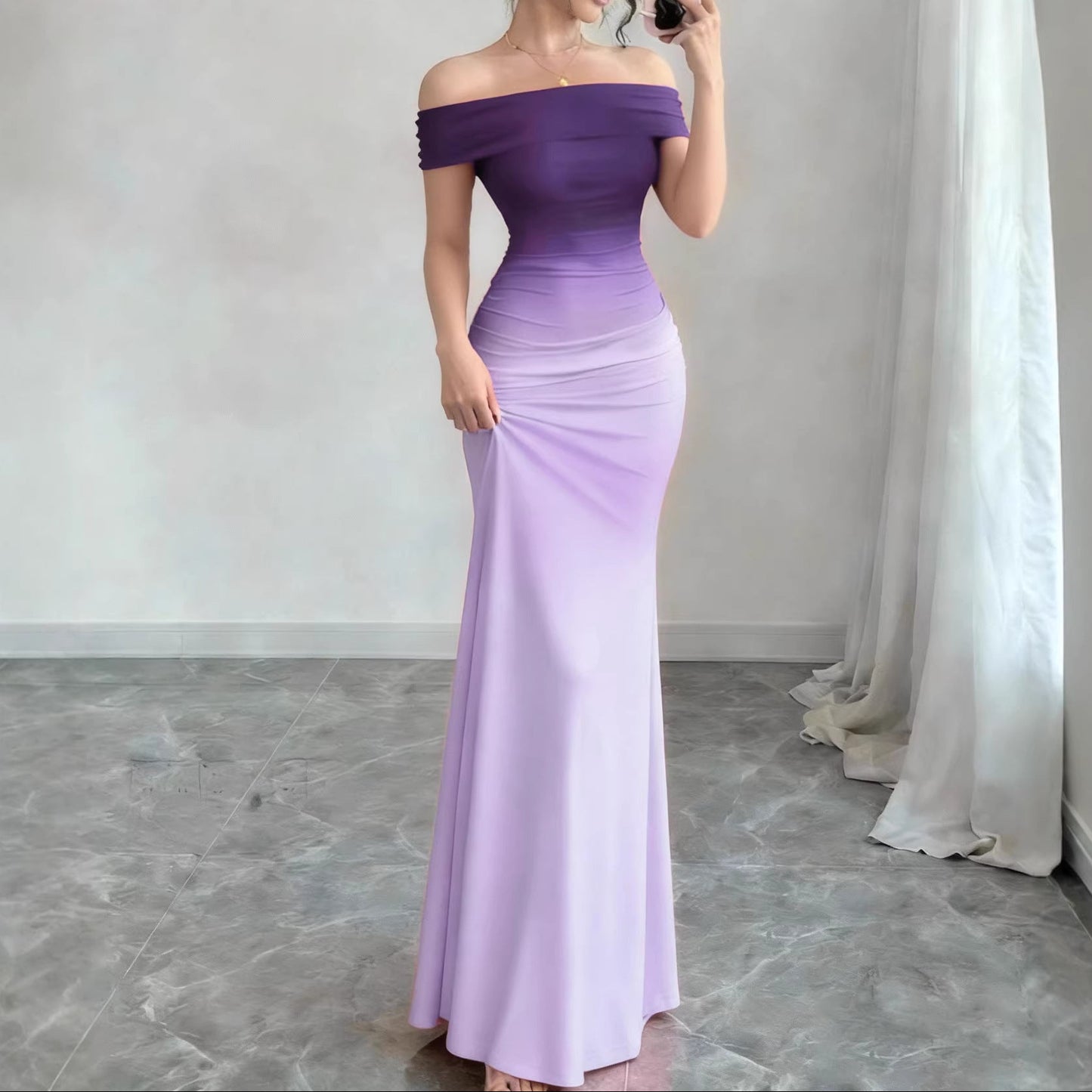 Classic Vintage Dress with a Flattering Fit