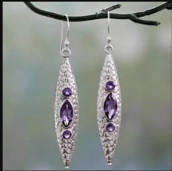 Romantic Earring for Special Moments