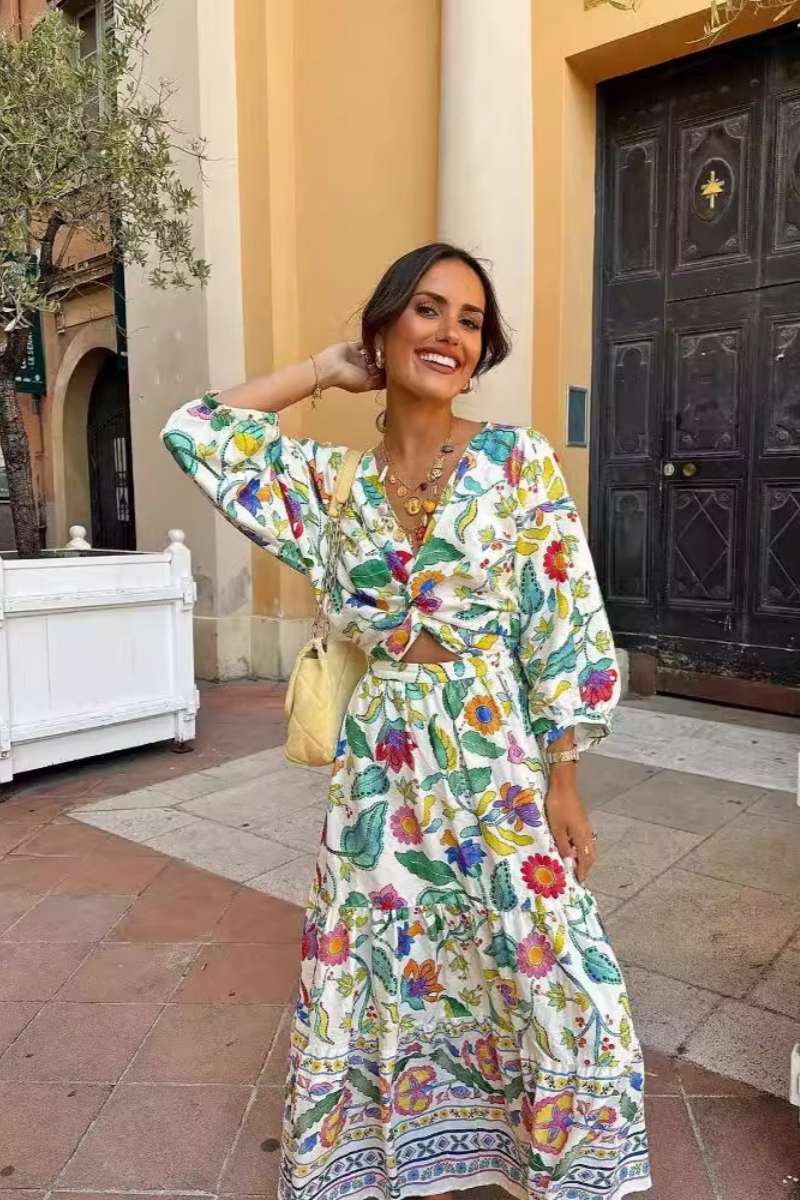 A Vintage Style Dress with Delicate Timeless Details