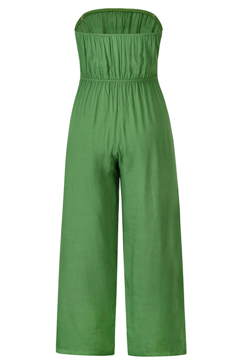 Well Tailored Garment with a Graceful Silhouette