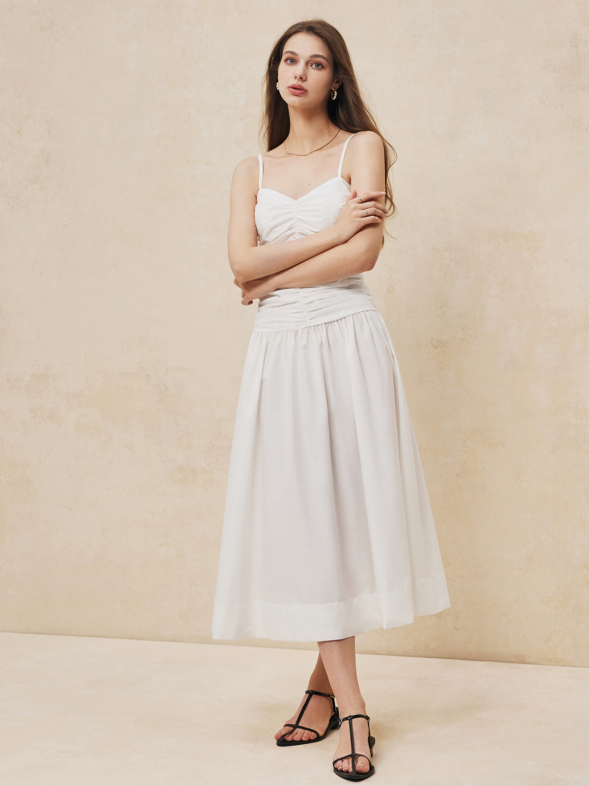 Gracefully Styled Dress for Any Occasion