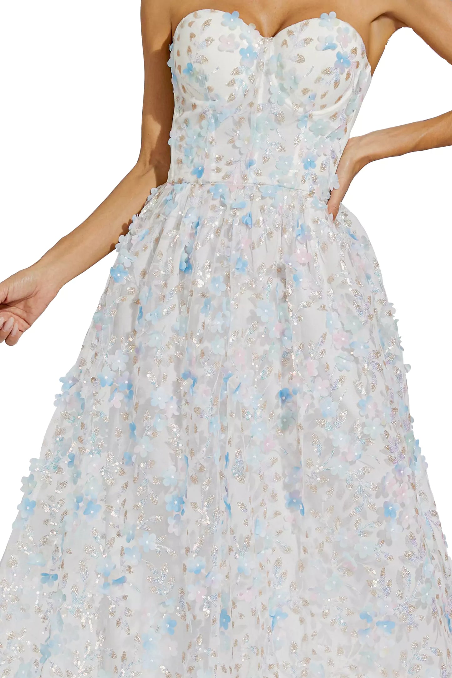 Beautifully Crafted Dress in a Classic Style
