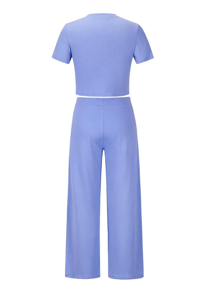 Well Tailored Garment with a Graceful Silhouette
