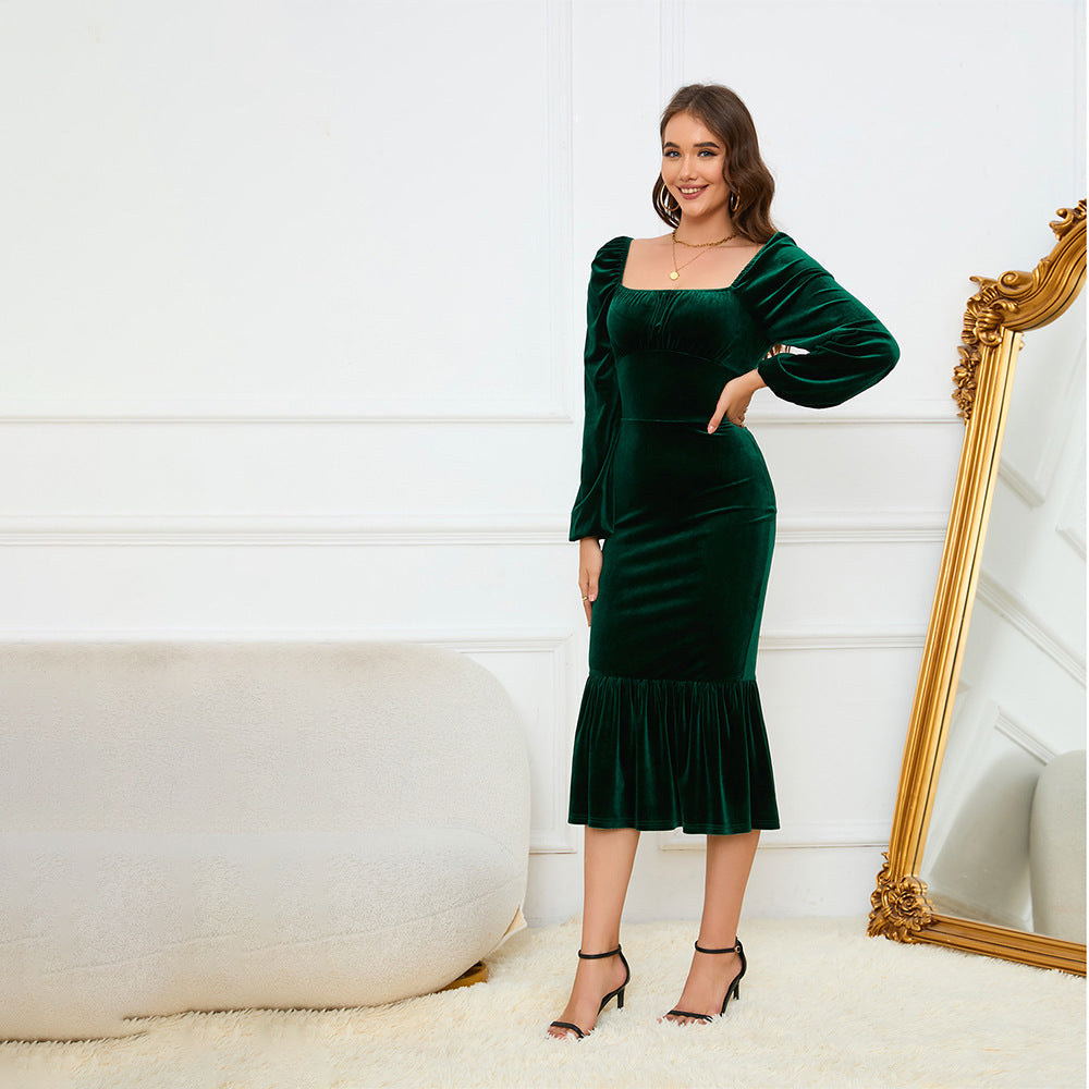 Classic Vintage Dress with a Flattering Fit