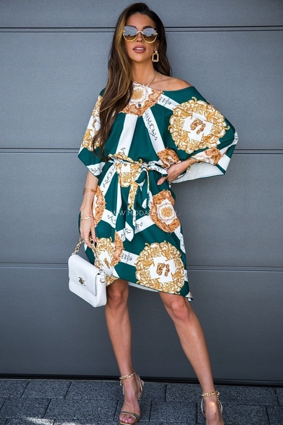 Beautifully Finished Blouse in a Timeless Design