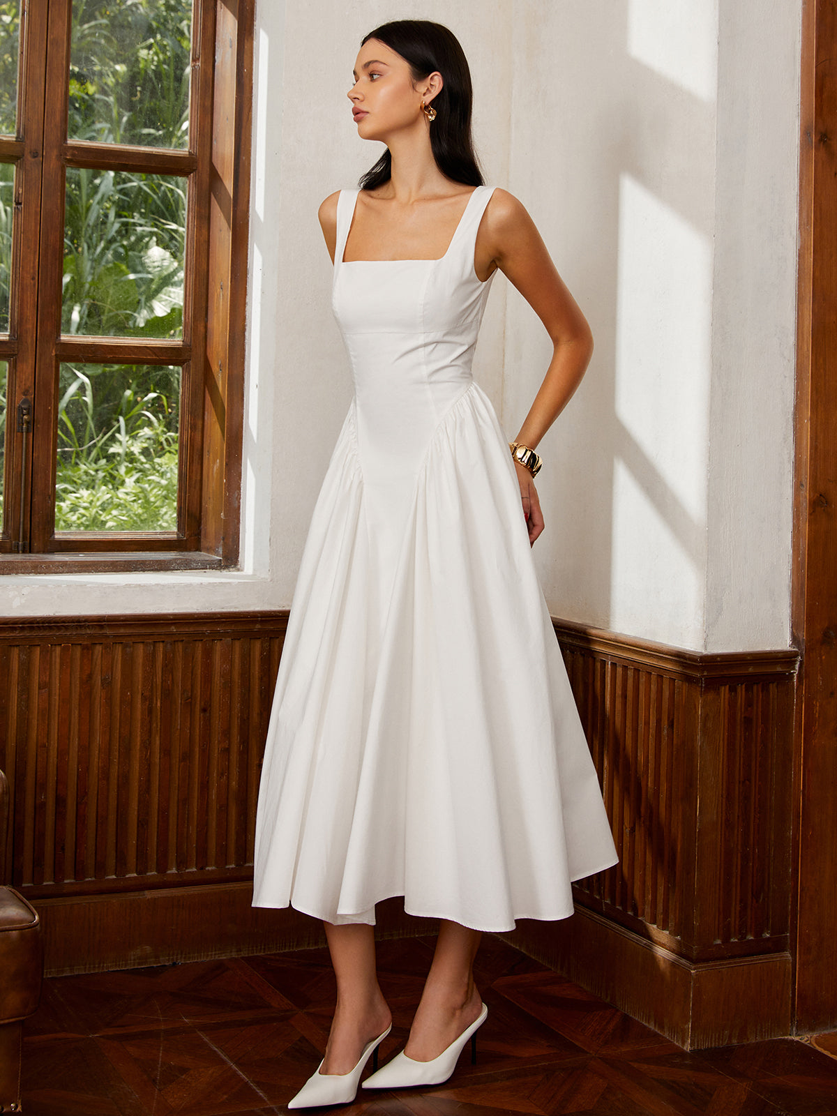 Elegantly Styled Dress for Everyday Wear