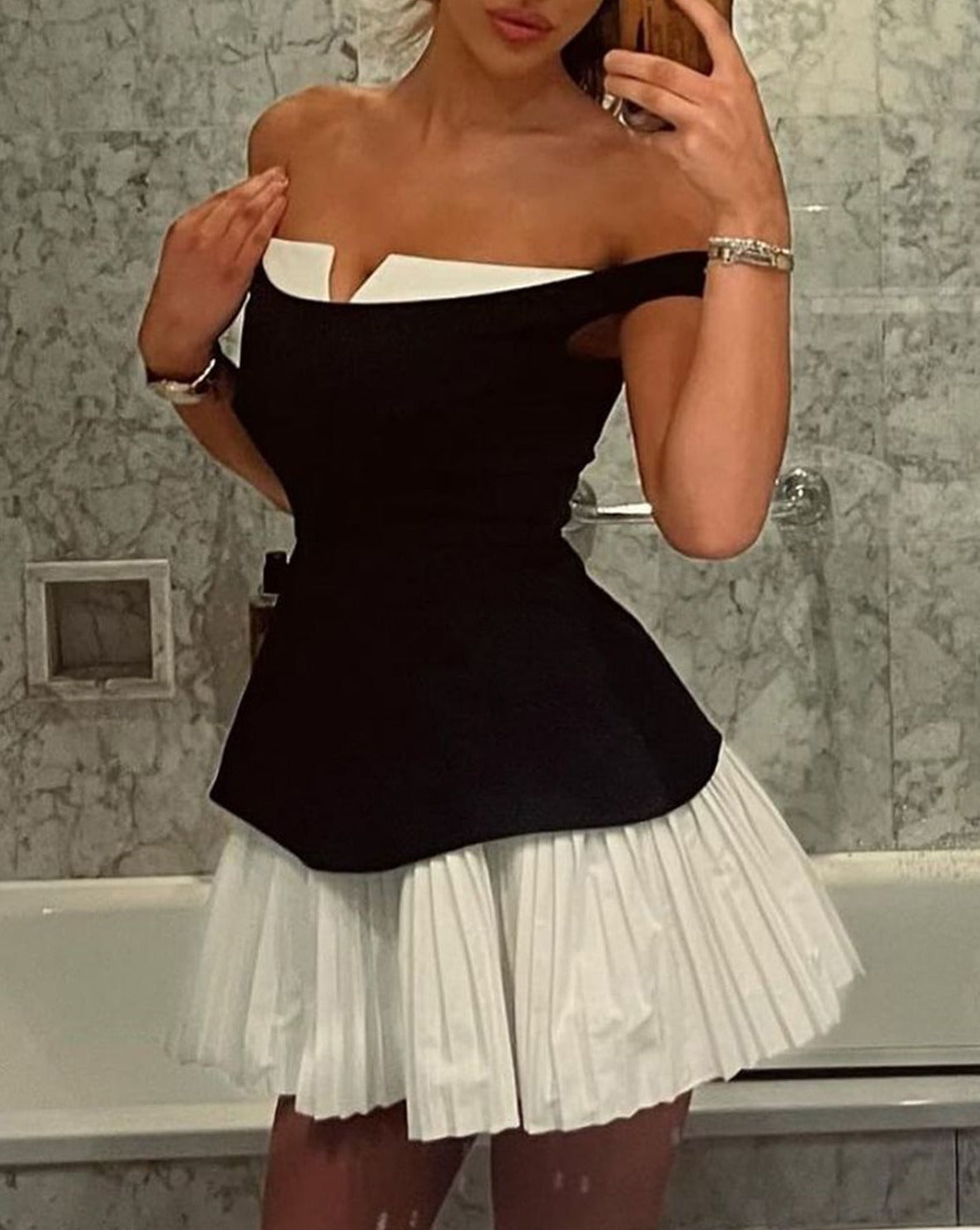 Sophisticated Dress with a Clean Classic Look
