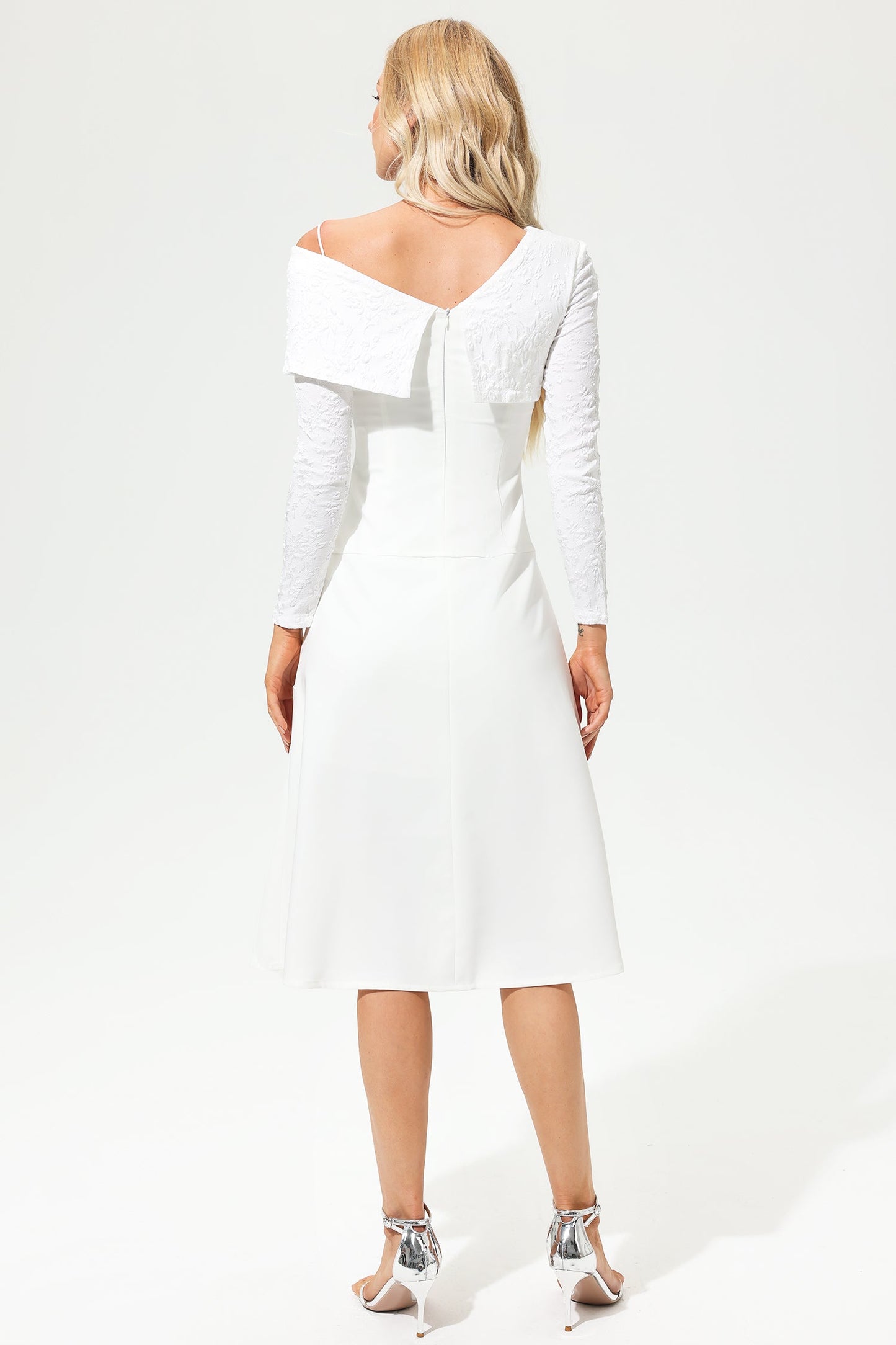 Classic Vintage & Enduringly Stylish Dress