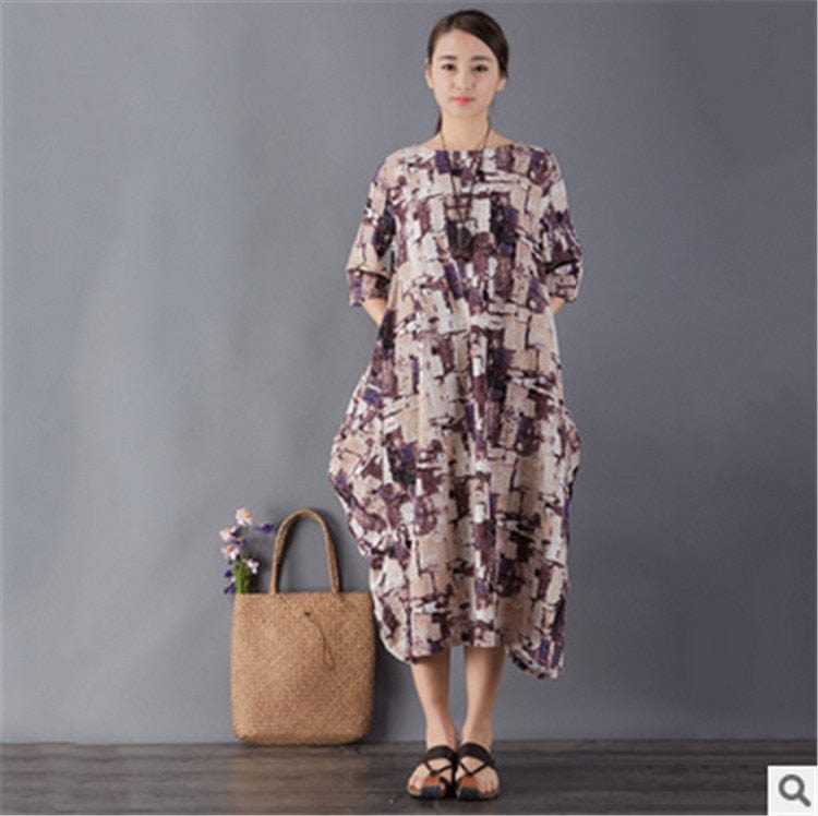 Classic Vintage Dress with a Flattering Fit