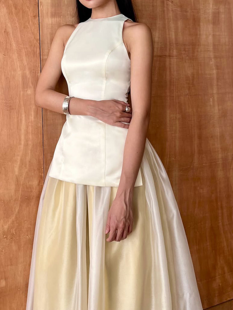 A Vintage Style Top with Delicate Timeless Details