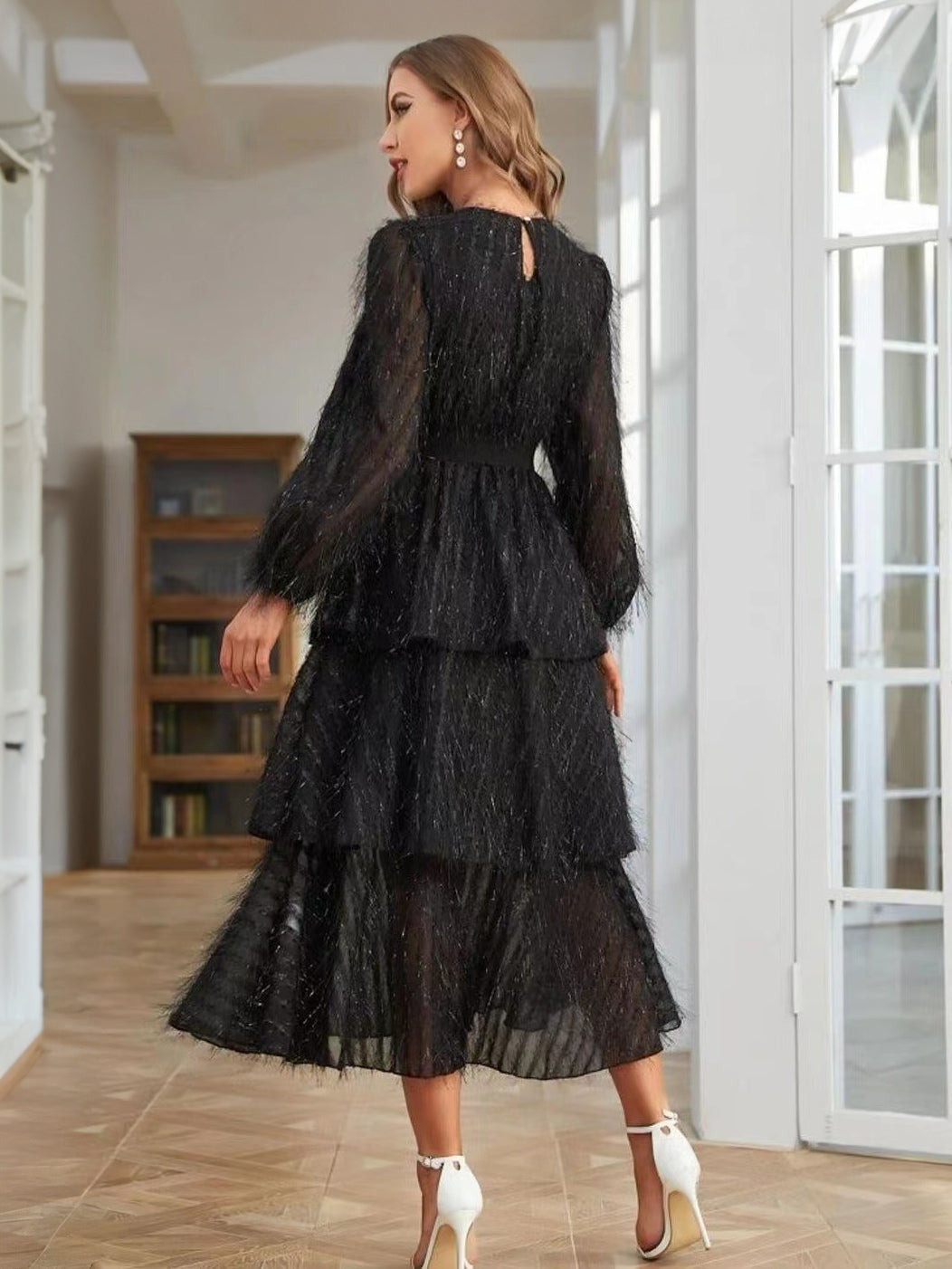 Sophisticated Dress with a Clean Classic Look