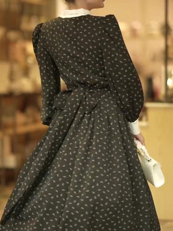 Classic Vintage & Enduringly Stylish Dress