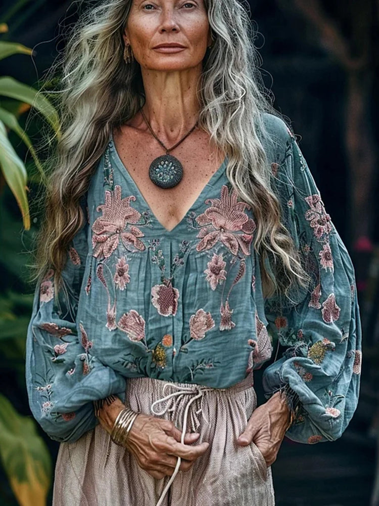Classic Vintage Shirt with a Flattering Fit