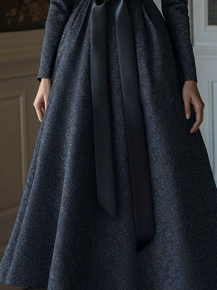 Classic Vintage Dress with a Flattering Fit