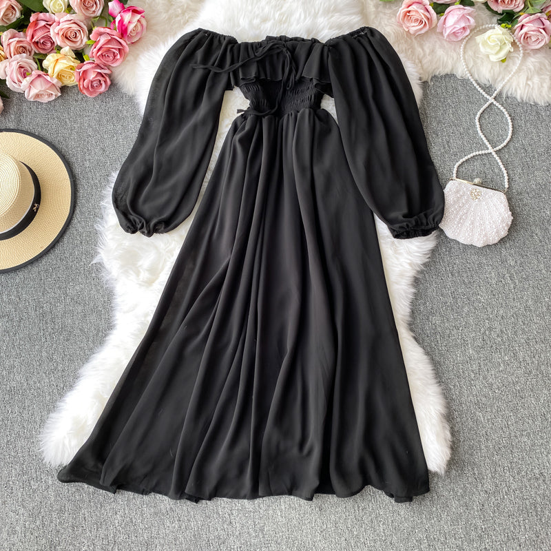 Classic Vintage Dress with a Flattering Fit