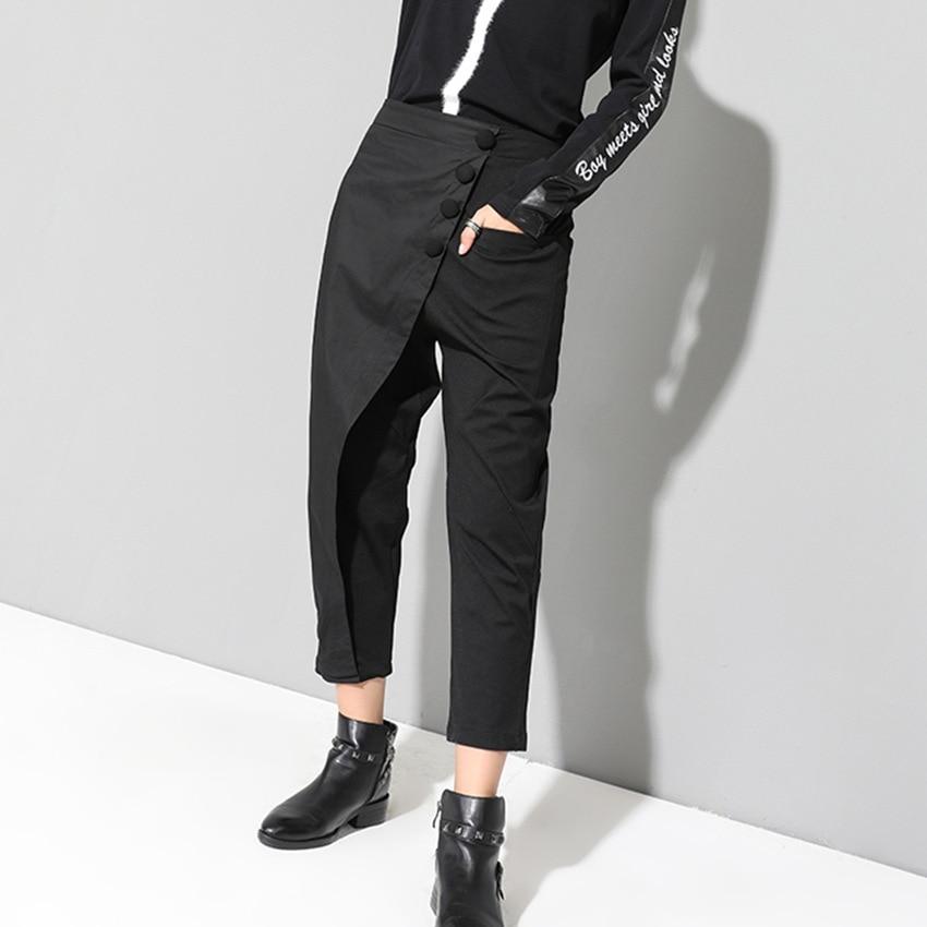 Elegantly Styled Pants for Everyday Wear