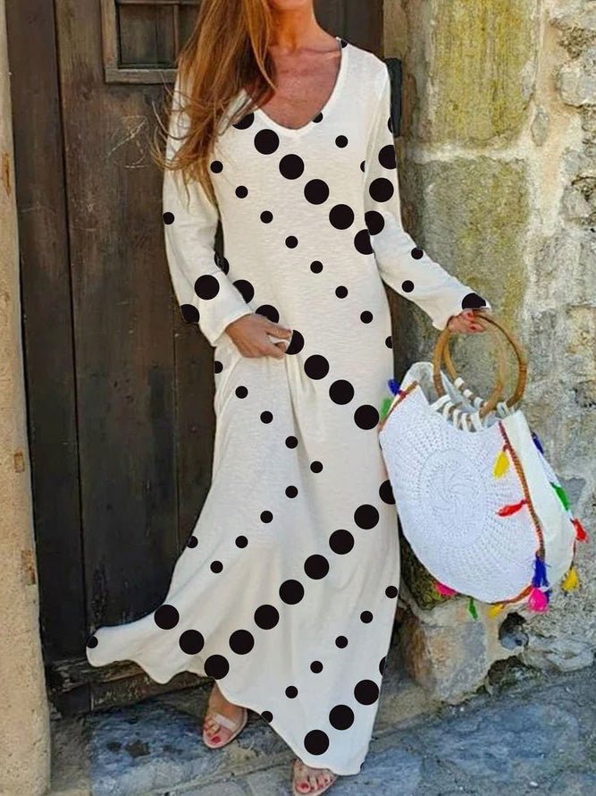 Classic Vintage Dress with a Flattering Fit