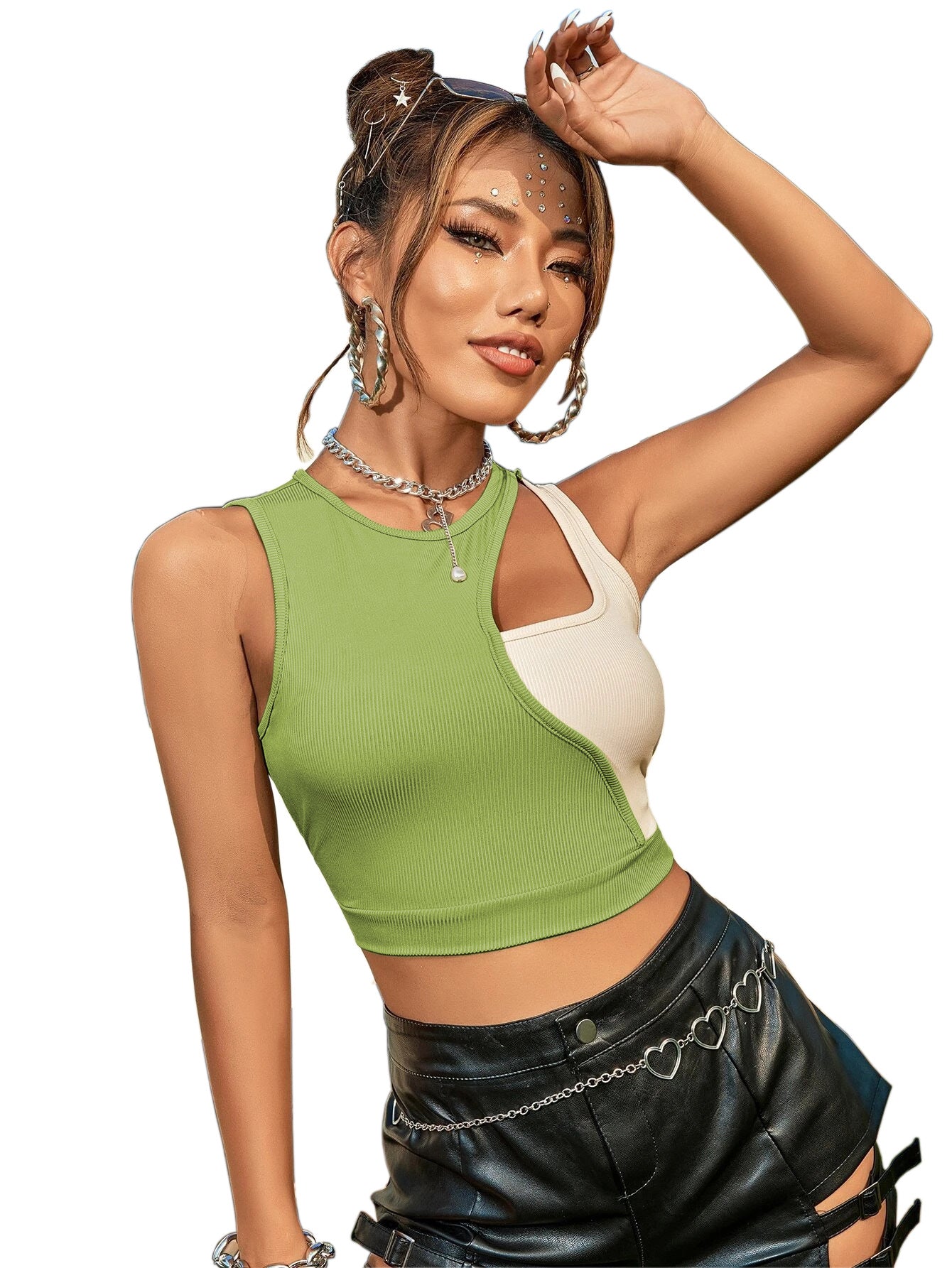 Well Tailored T-Shirt with a Graceful Silhouette